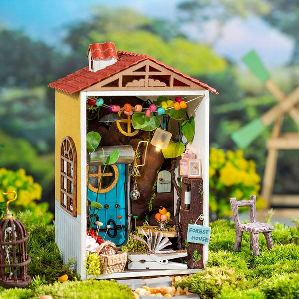 Borrowed Garden Miniature Dollhouse Kit